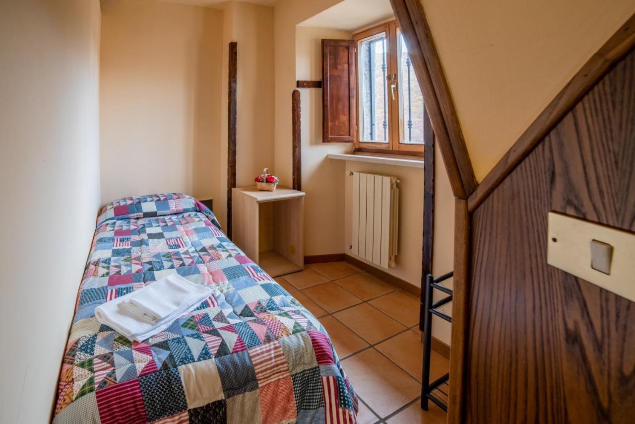 Dimora Fresilia Casa Vacanze Opi Eksteriør bilde